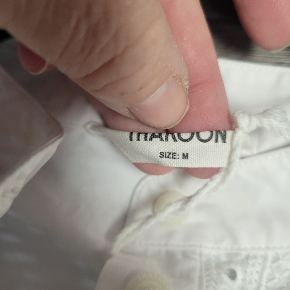 THAKOON NWT White Vogue resort-wear Button-Up Shirt‎ with Eyelet Design Size Med - Picture 3 of 8